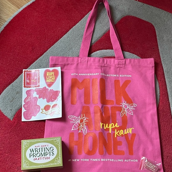 Milk and Honey 10th Anniversary set - Picture 7 of 7